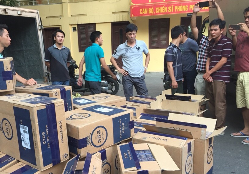 Ngăn chặn buôn lậu thuốc lá xì gà tại các đầu mối giao thông